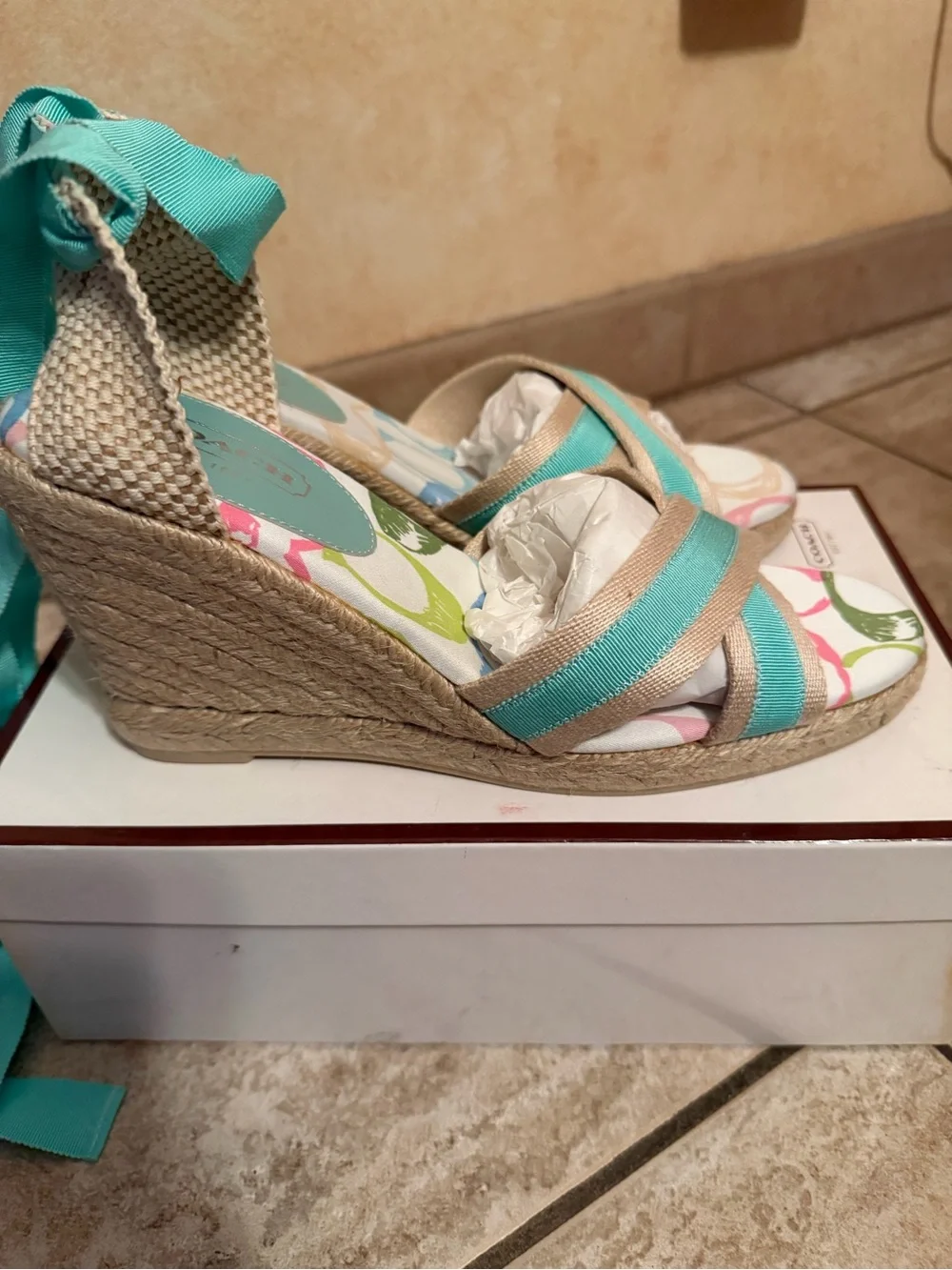 COACH Maryn Web/Gros G Lth Natural White w/Teal Women's size 9M